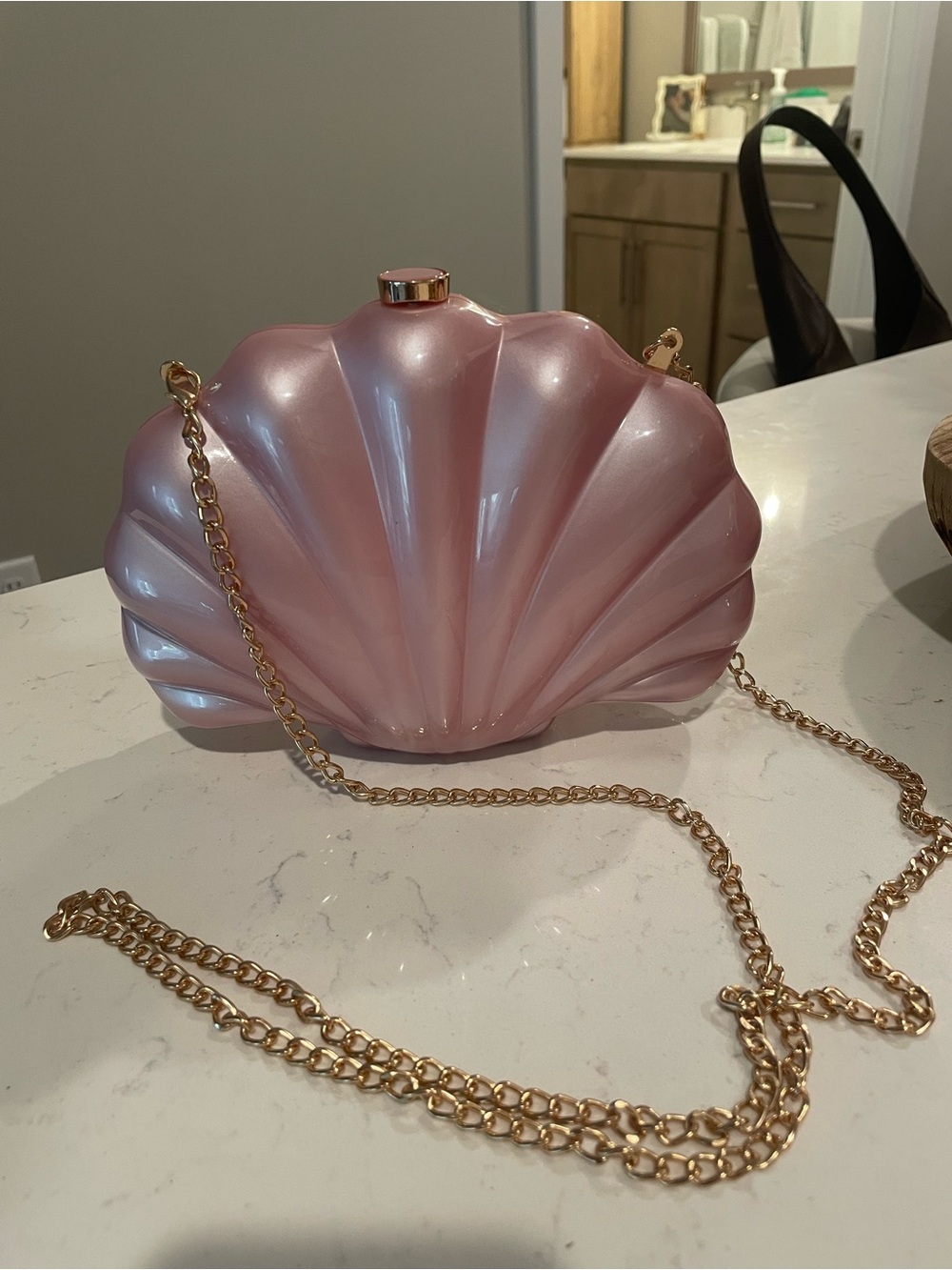 Pink Shell Crossbody Purse